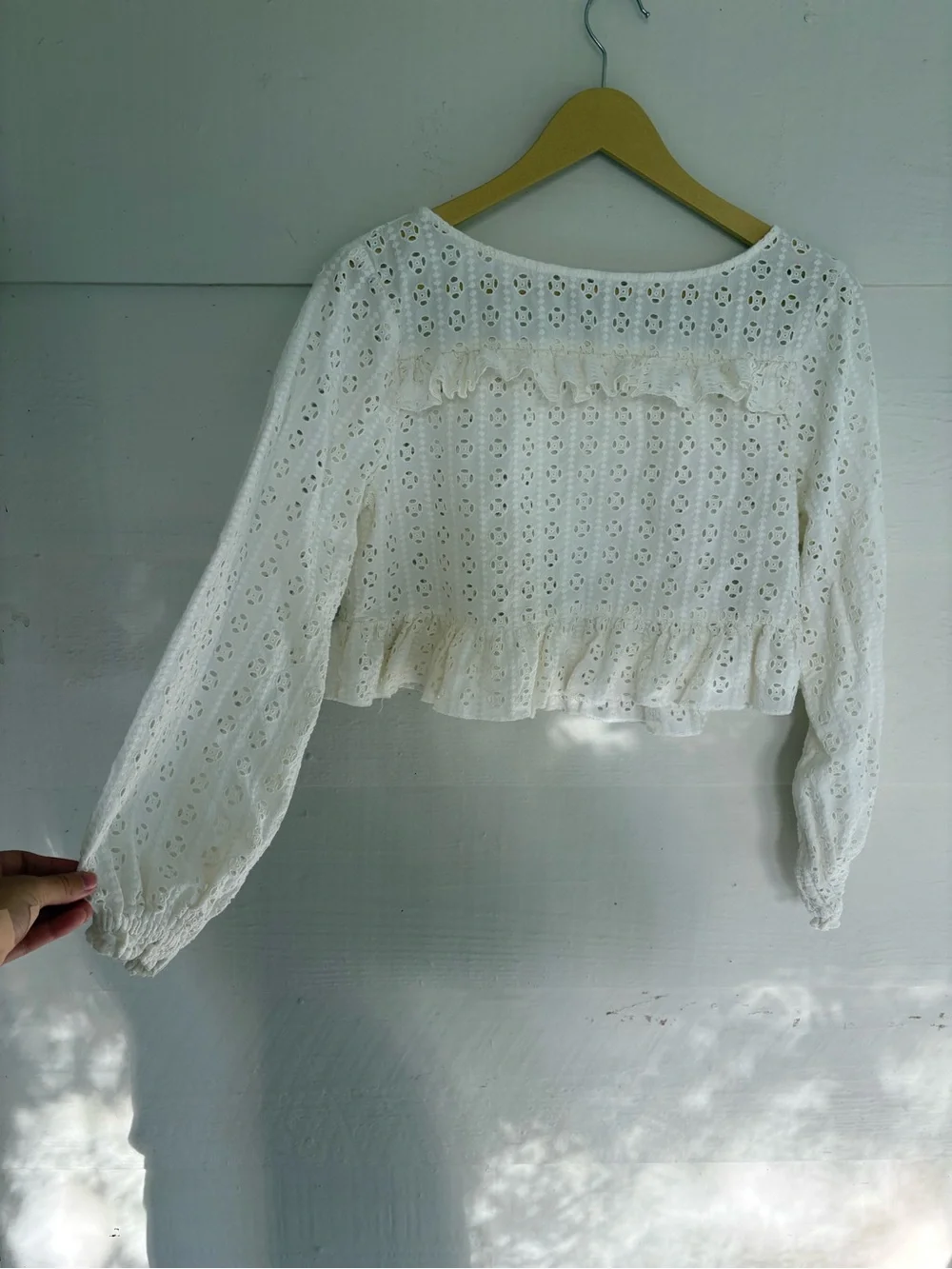 Zara Woman Premium Denim White Eyelet Ruffle Crop Blouse Size Medium Cottagecore